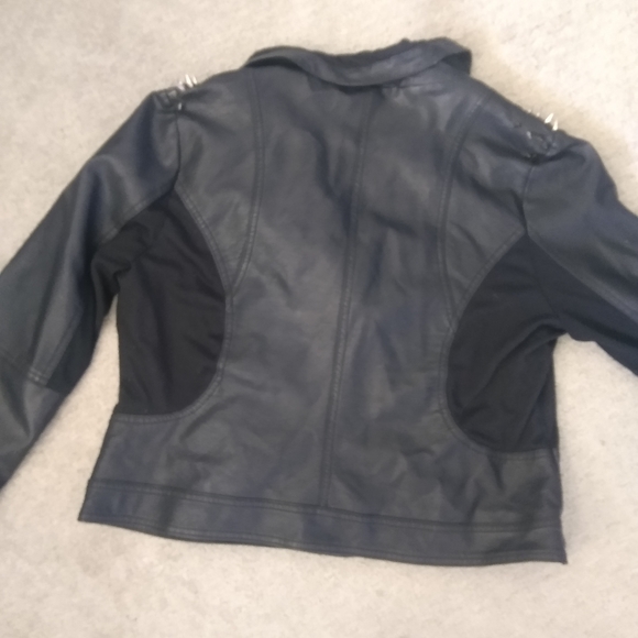 Forever 21 Leather Jacket - Picture 6 of 7